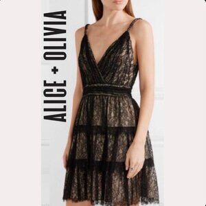 alice + olivia Women's Black and Tan Dress